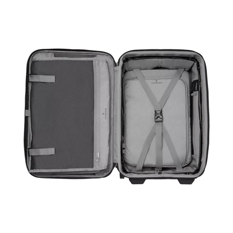 VICTORINOX WERKS TRAVELER 6.0 2-WHEEL SOFTSIDE FREQUENT FLYER CARRY-ON